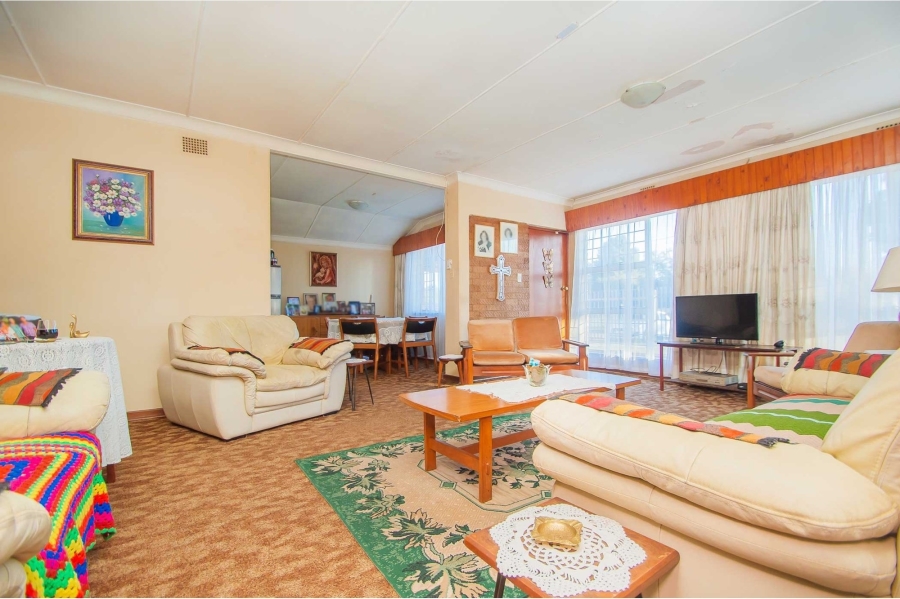 3 Bedroom Property for Sale in Witpoortjie Gauteng