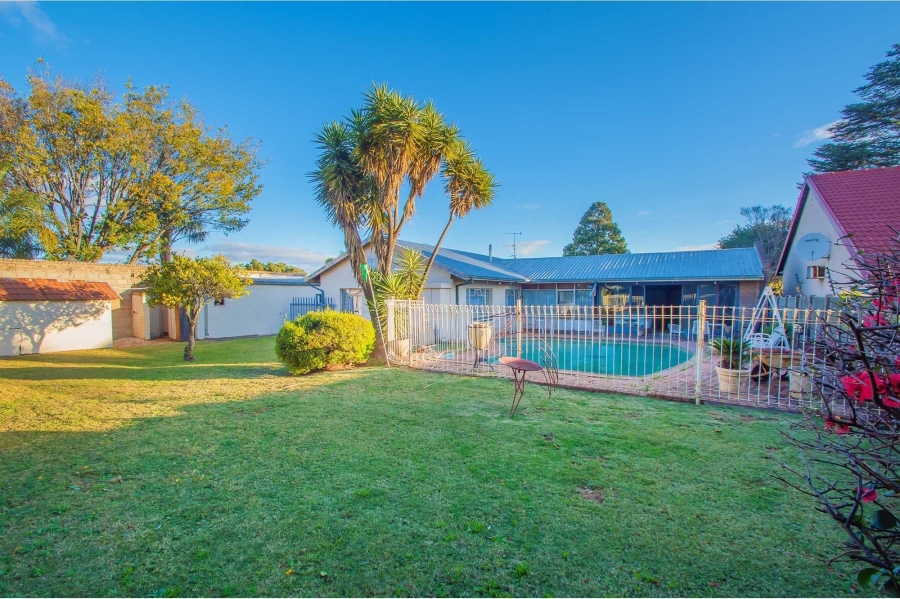 3 Bedroom Property for Sale in Witpoortjie Gauteng