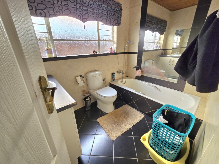 3 Bedroom Property for Sale in Ferndale Gauteng