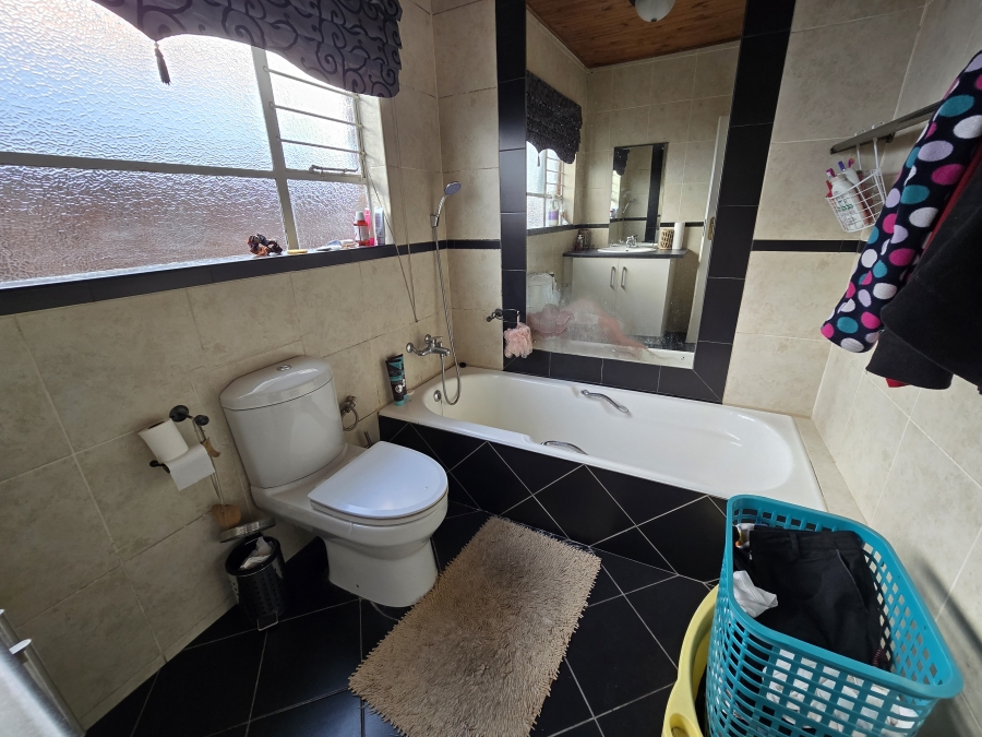 3 Bedroom Property for Sale in Ferndale Gauteng