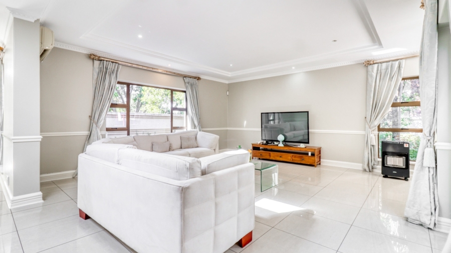 4 Bedroom Property for Sale in Dainfern Golf Estate Gauteng