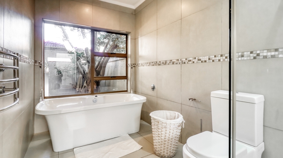 4 Bedroom Property for Sale in Dainfern Golf Estate Gauteng