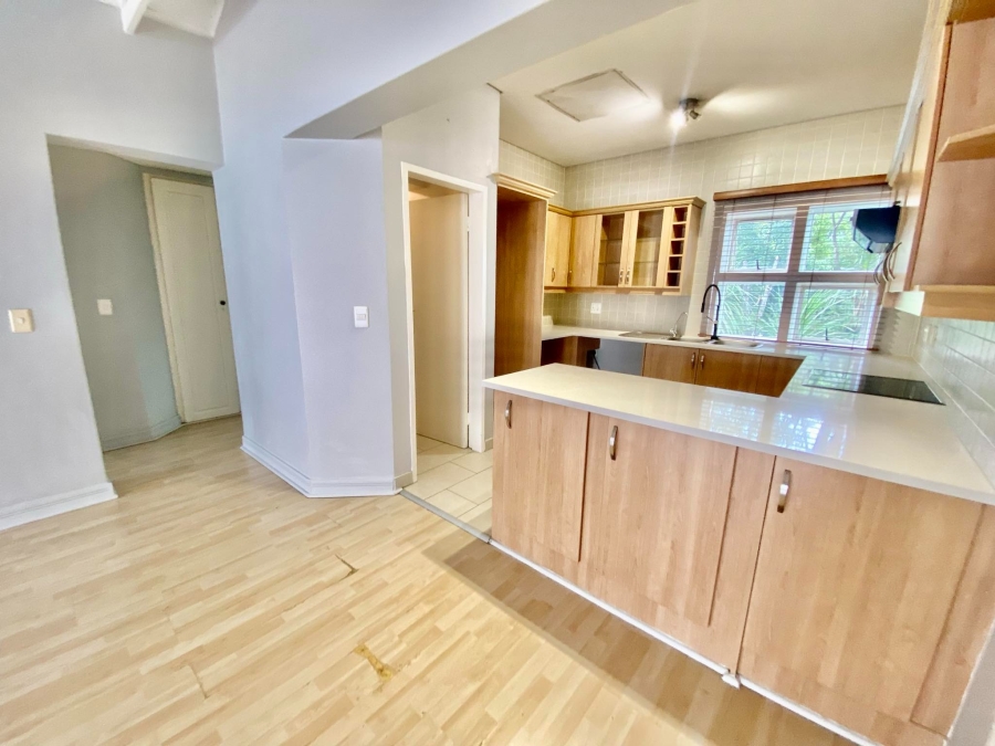 To Let 2 Bedroom Property for Rent in Illovo Gauteng