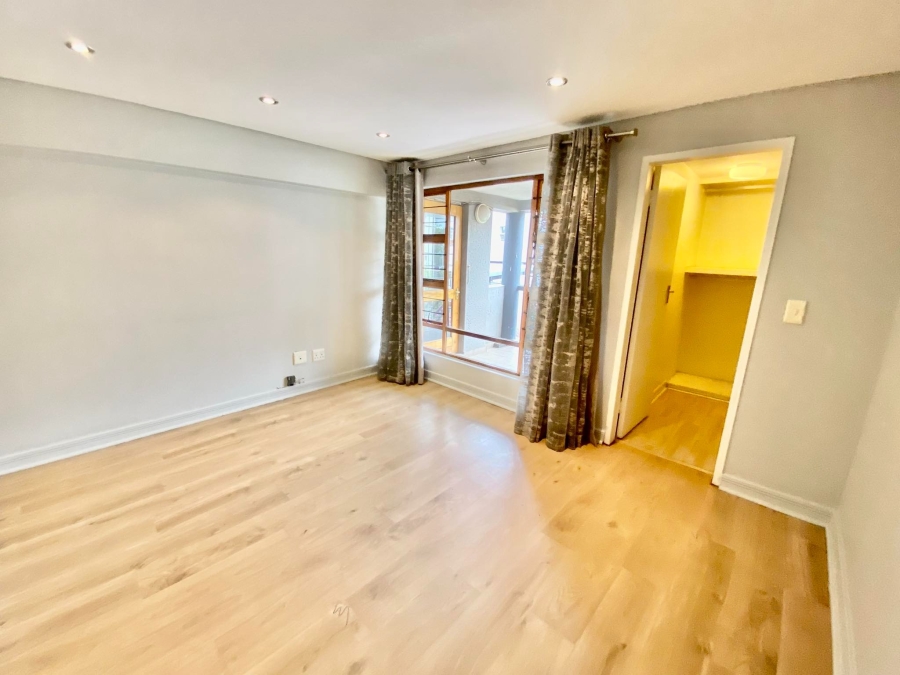 To Let 2 Bedroom Property for Rent in Illovo Gauteng