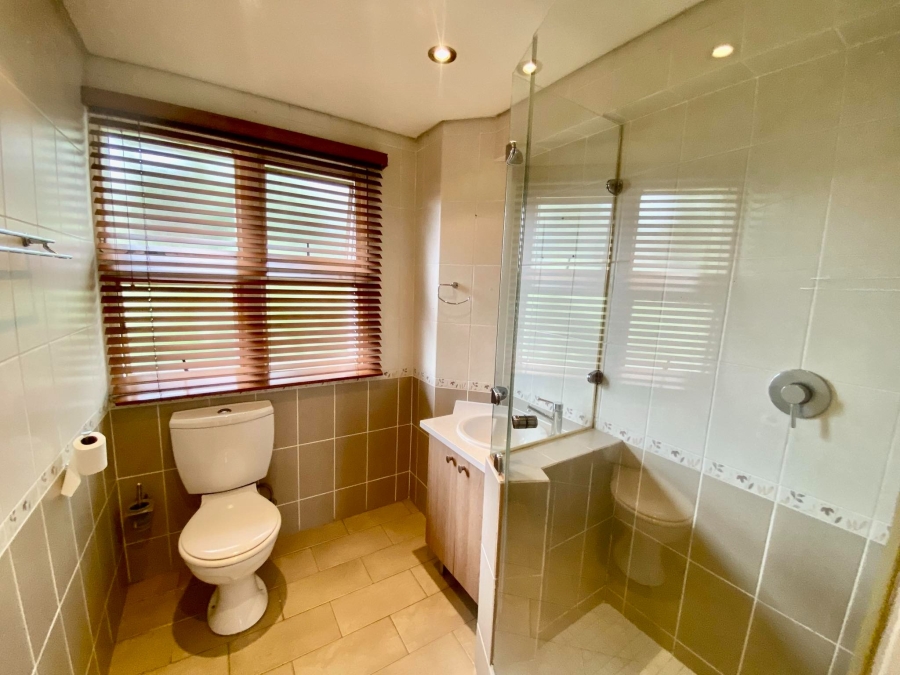 To Let 2 Bedroom Property for Rent in Illovo Gauteng