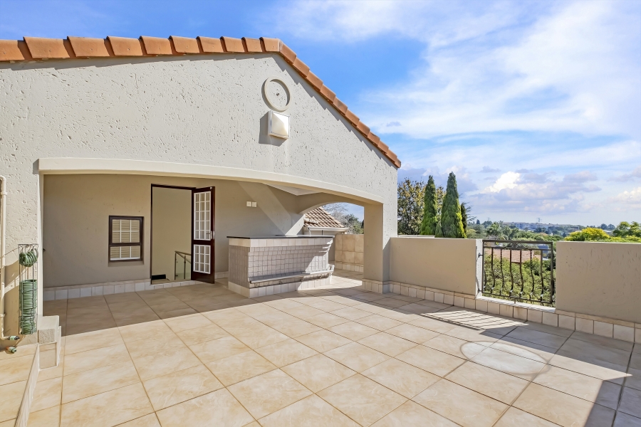 2 Bedroom Property for Sale in Strathavon Gauteng
