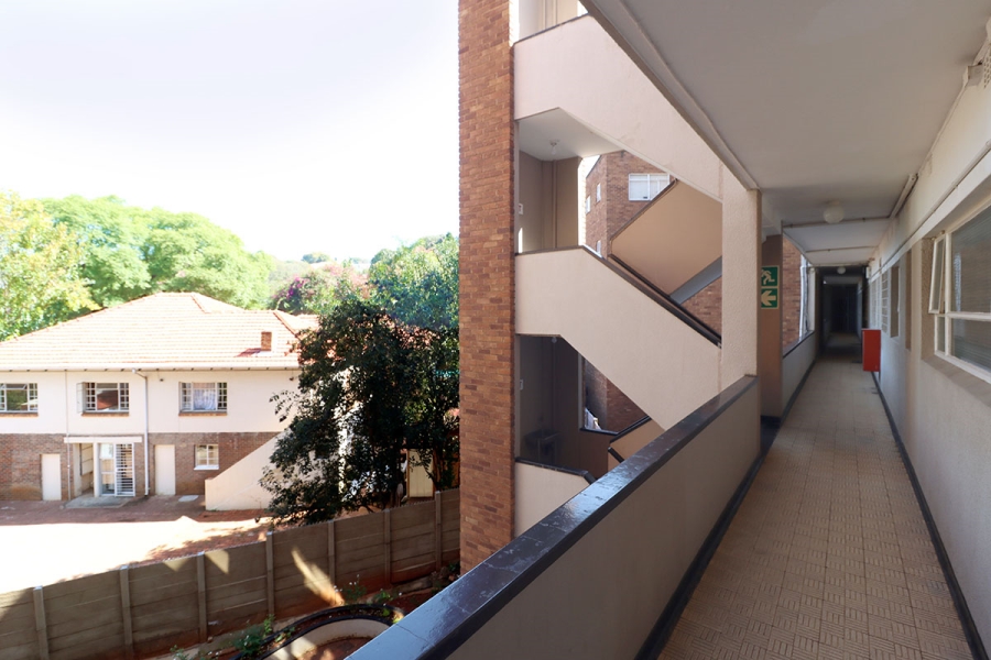 3 Bedroom Property for Sale in Cyrildene Gauteng