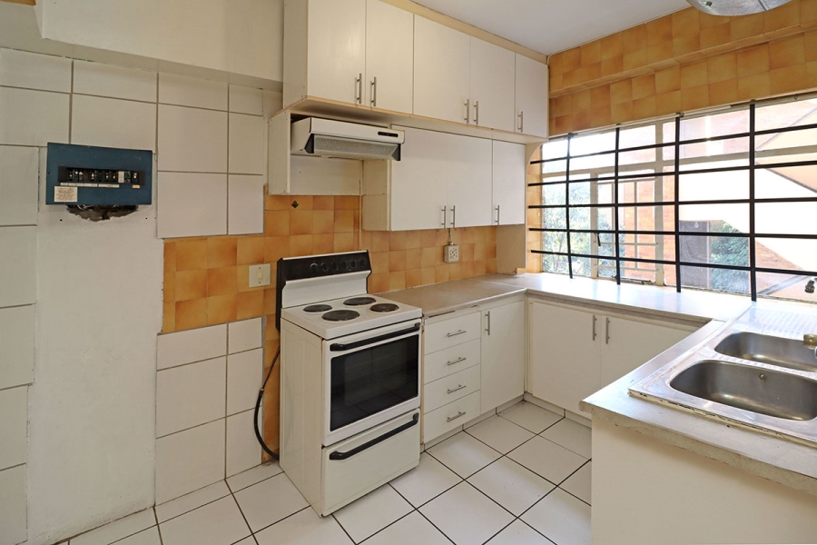 3 Bedroom Property for Sale in Cyrildene Gauteng