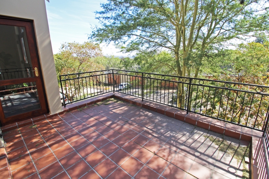 To Let 2 Bedroom Property for Rent in Bryanston Gauteng