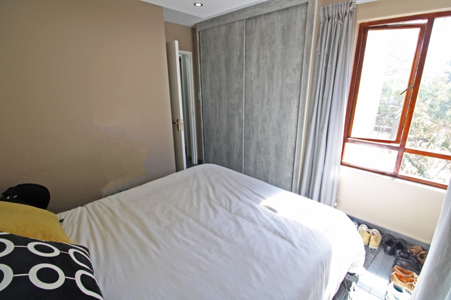 To Let 2 Bedroom Property for Rent in Bryanston Gauteng