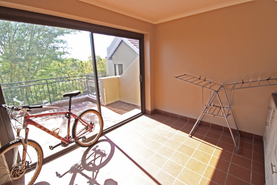 To Let 2 Bedroom Property for Rent in Bryanston Gauteng