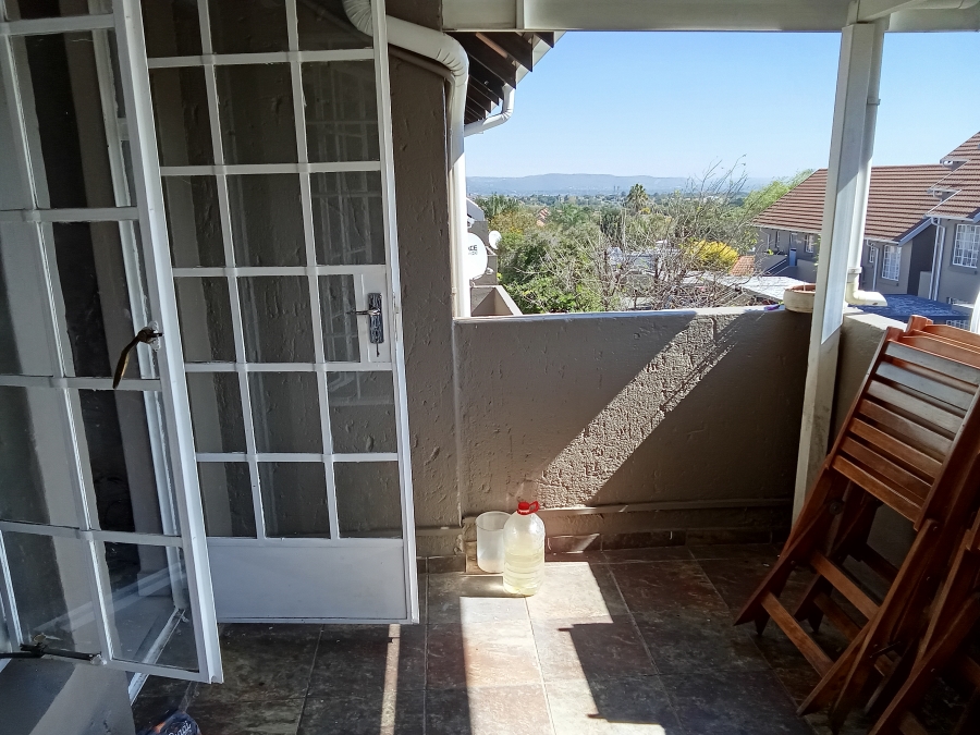 3 Bedroom Property for Sale in Radiokop Gauteng
