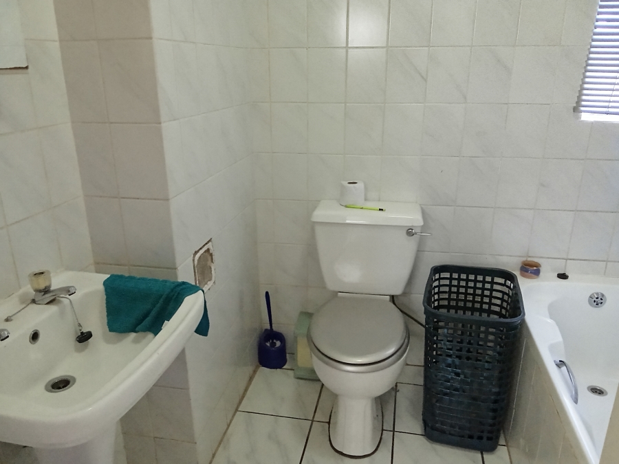 3 Bedroom Property for Sale in Radiokop Gauteng