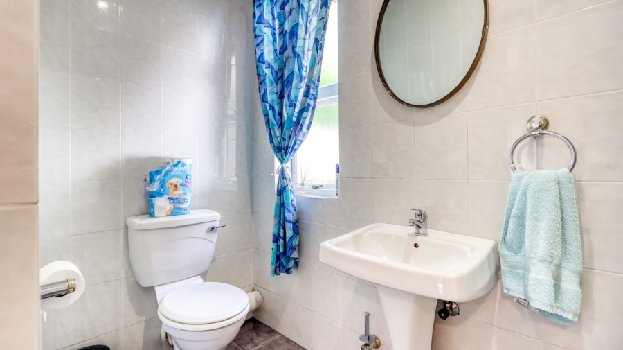 To Let 3 Bedroom Property for Rent in Dainfern Golf Estate Gauteng