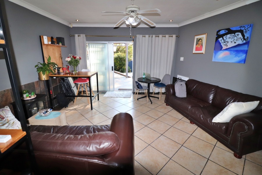 5 Bedroom Property for Sale in Edenvale Central Gauteng