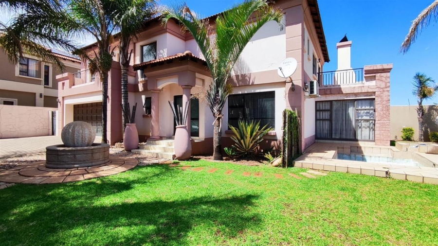 6 Bedroom Property for Sale in Parkrand Gauteng