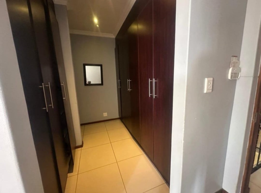 6 Bedroom Property for Sale in Parkrand Gauteng