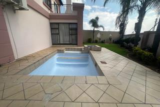 6 Bedroom Property for Sale in Parkrand Gauteng