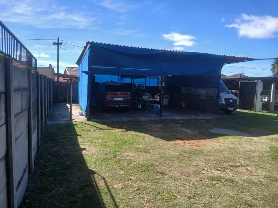5 Bedroom Property for Sale in Finsbury Gauteng
