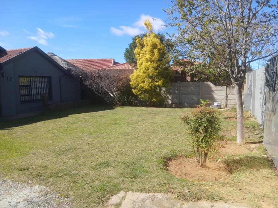 5 Bedroom Property for Sale in Finsbury Gauteng
