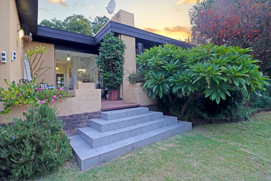 4 Bedroom Property for Sale in Bryanston Gauteng
