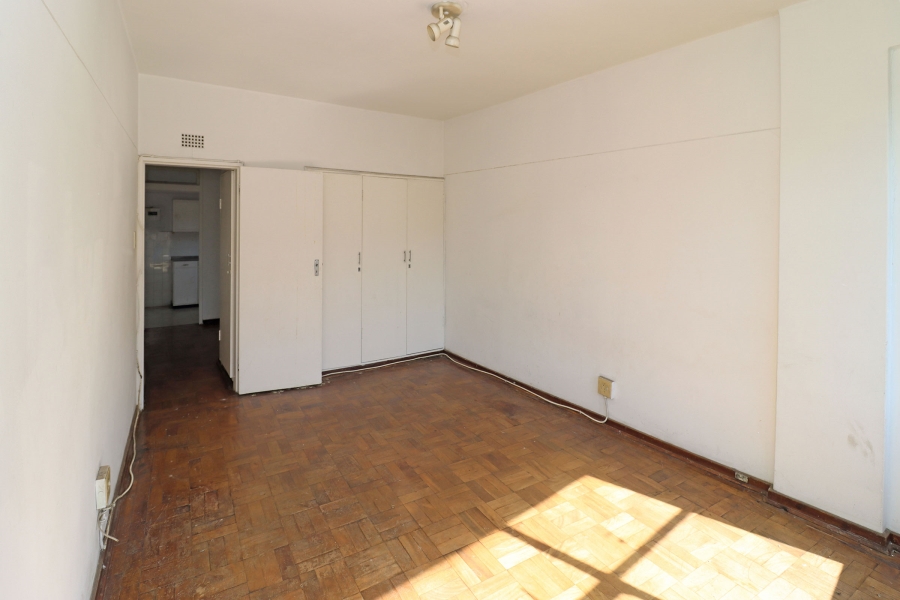 1 Bedroom Property for Sale in Cyrildene Gauteng