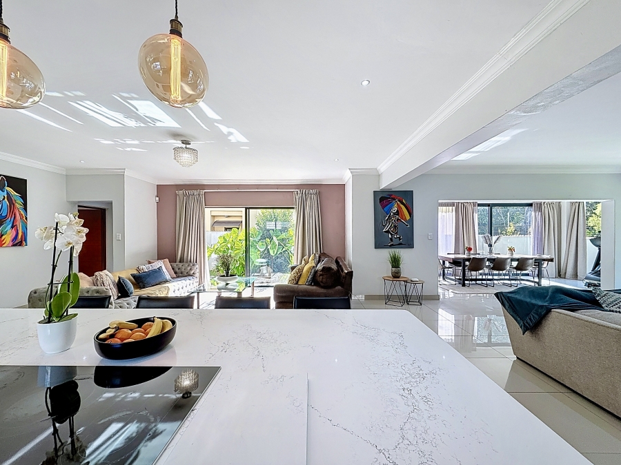 5 Bedroom Property for Sale in Equestria Gauteng