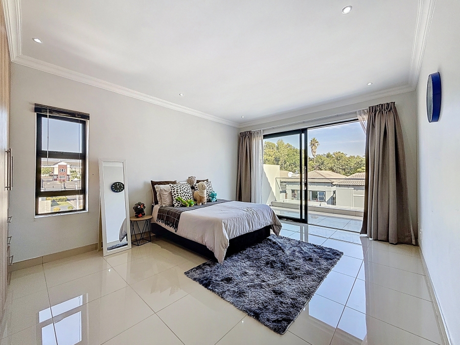 5 Bedroom Property for Sale in Equestria Gauteng