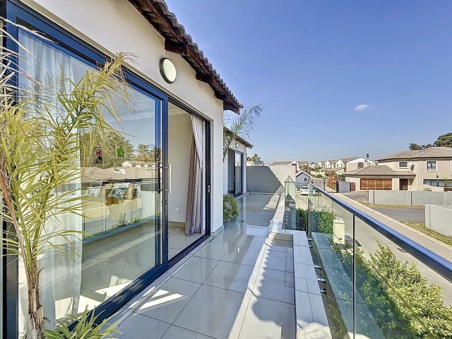 5 Bedroom Property for Sale in Equestria Gauteng