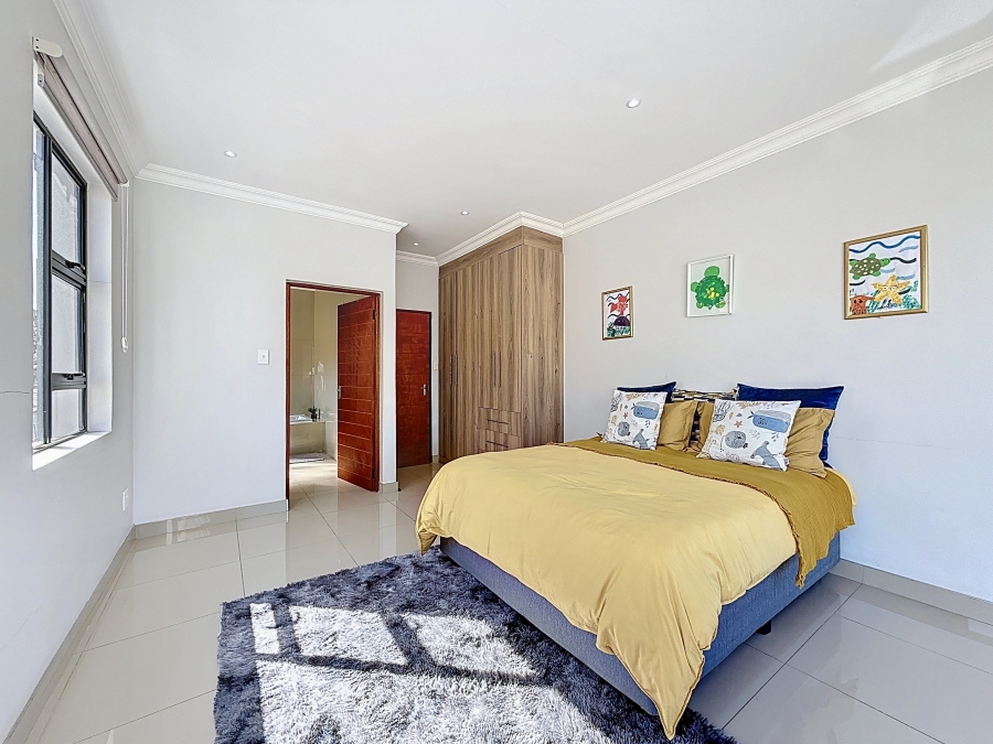5 Bedroom Property for Sale in Equestria Gauteng