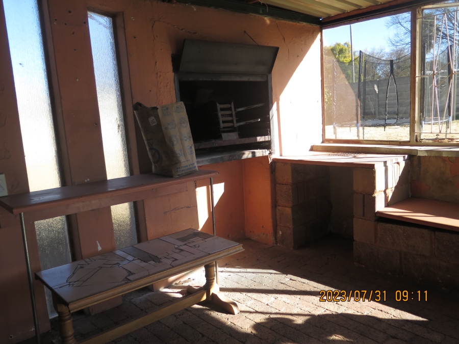 3 Bedroom Property for Sale in Bonaero Park Gauteng