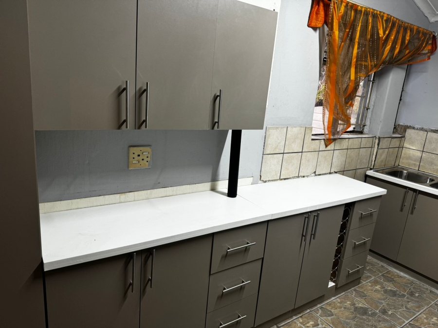 3 Bedroom Property for Sale in Bonaero Park Gauteng