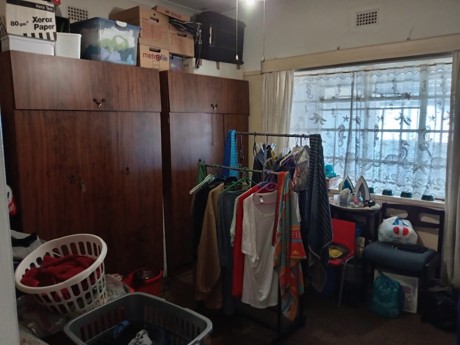 6 Bedroom Property for Sale in Witpoortjie Gauteng