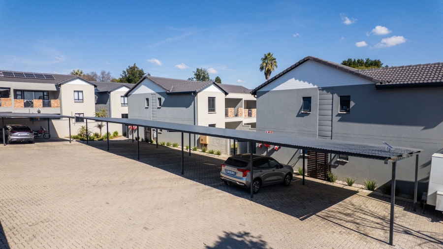 2 Bedroom Property for Sale in Morningside Gauteng