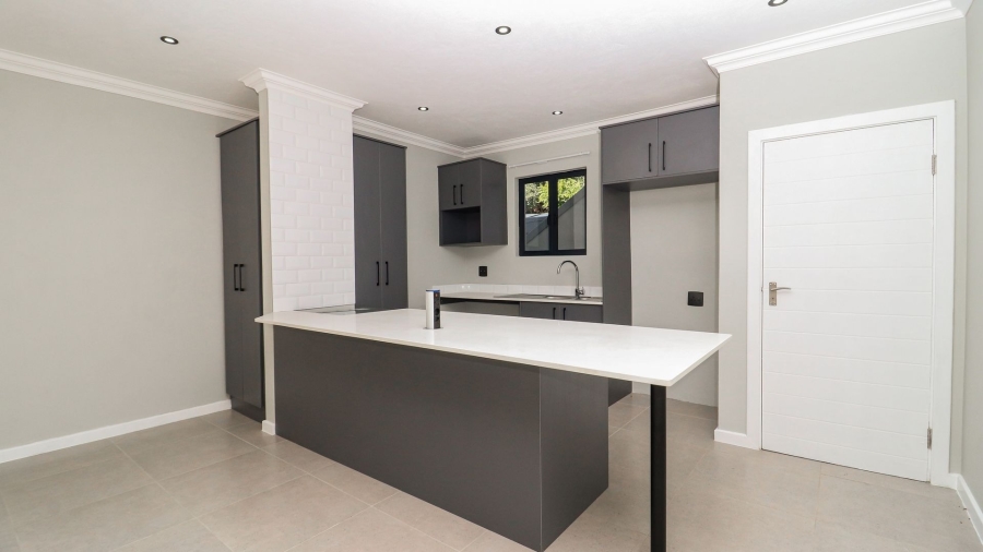 2 Bedroom Property for Sale in Morningside Gauteng