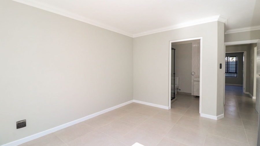 2 Bedroom Property for Sale in Morningside Gauteng