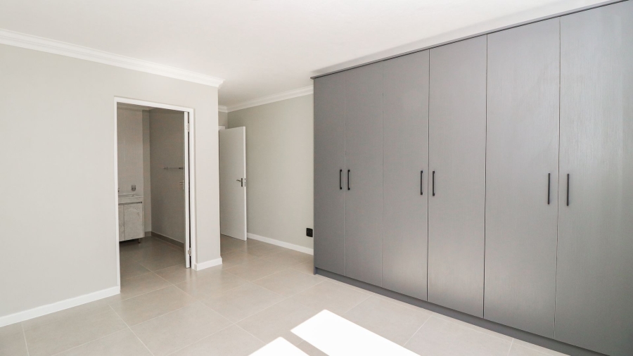 2 Bedroom Property for Sale in Morningside Gauteng
