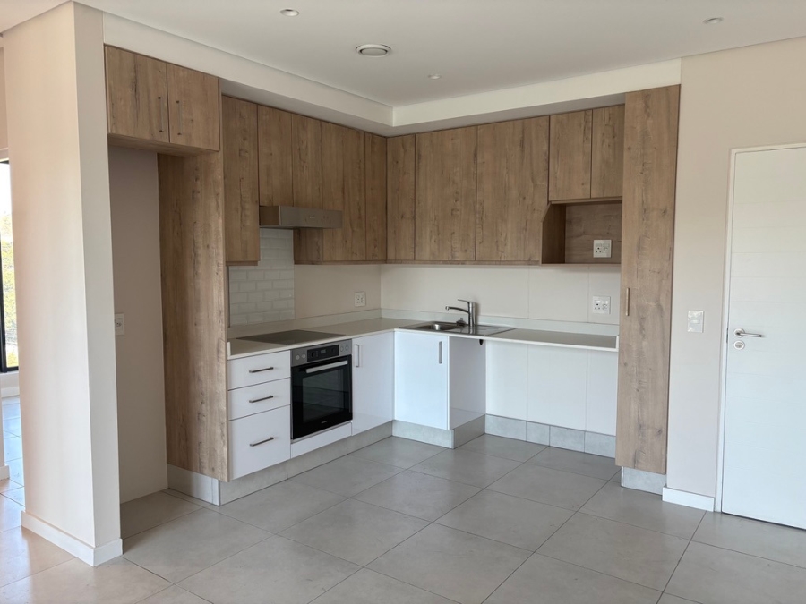 To Let 2 Bedroom Property for Rent in Sandown Gauteng