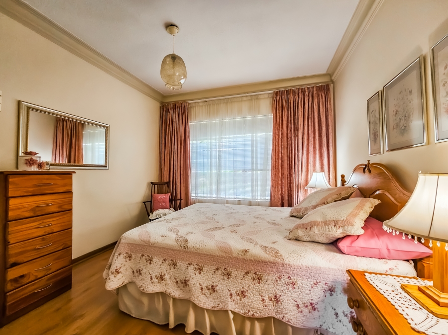 3 Bedroom Property for Sale in Faerie Glen Gauteng