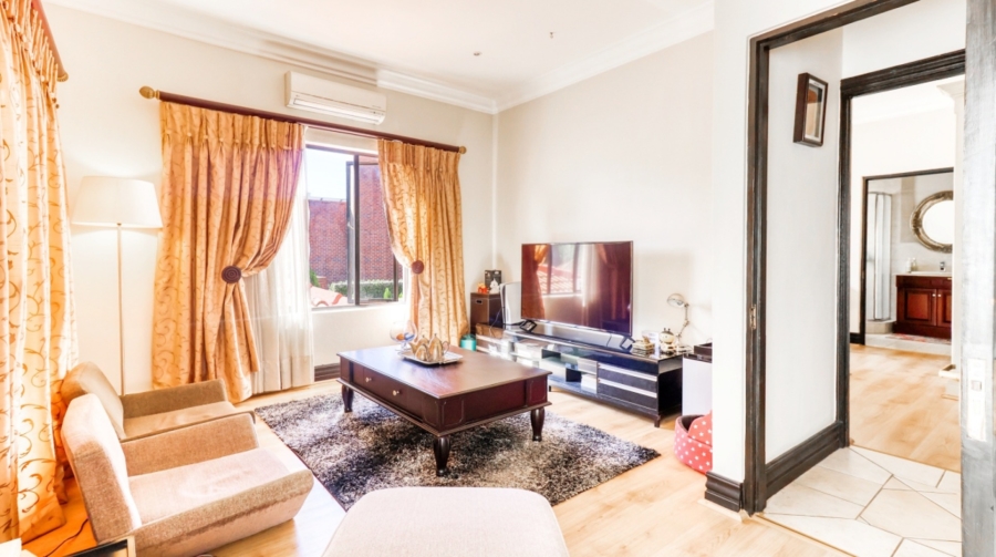 To Let 5 Bedroom Property for Rent in Dainfern Golf Estate Gauteng