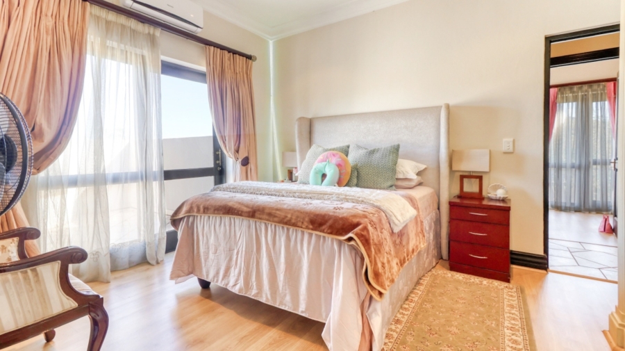 To Let 5 Bedroom Property for Rent in Dainfern Golf Estate Gauteng