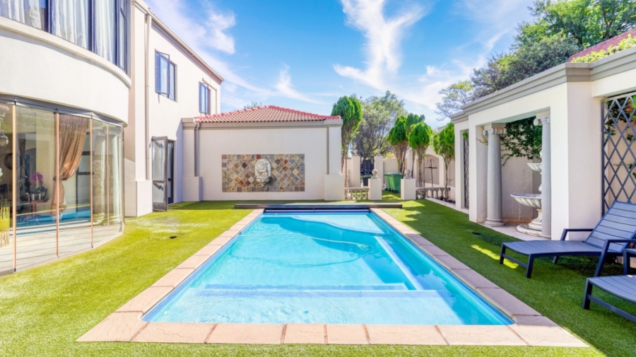 To Let 5 Bedroom Property for Rent in Dainfern Golf Estate Gauteng