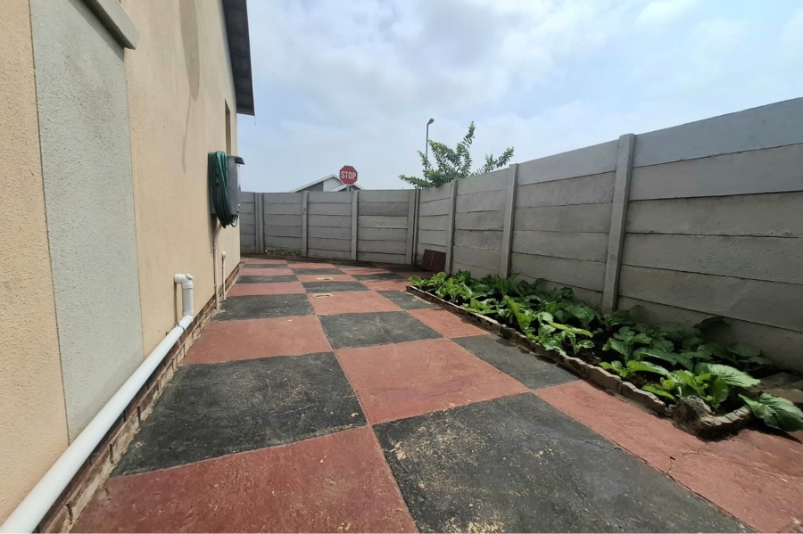 2 Bedroom Property for Sale in Sky City Gauteng