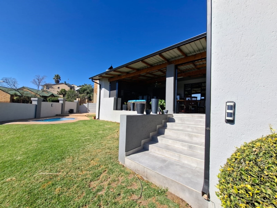 3 Bedroom Property for Sale in Noordheuwel Gauteng