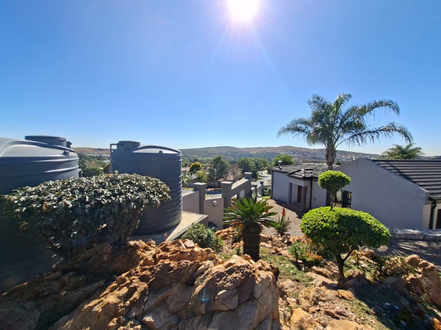 3 Bedroom Property for Sale in Noordheuwel Gauteng