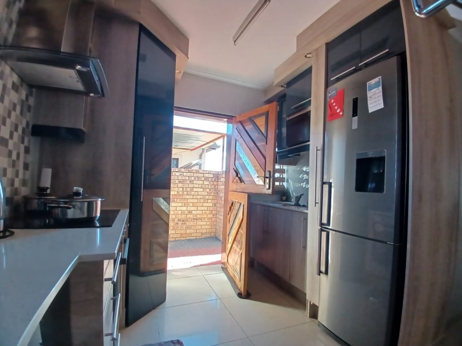 3 Bedroom Property for Sale in Westonaria Gauteng