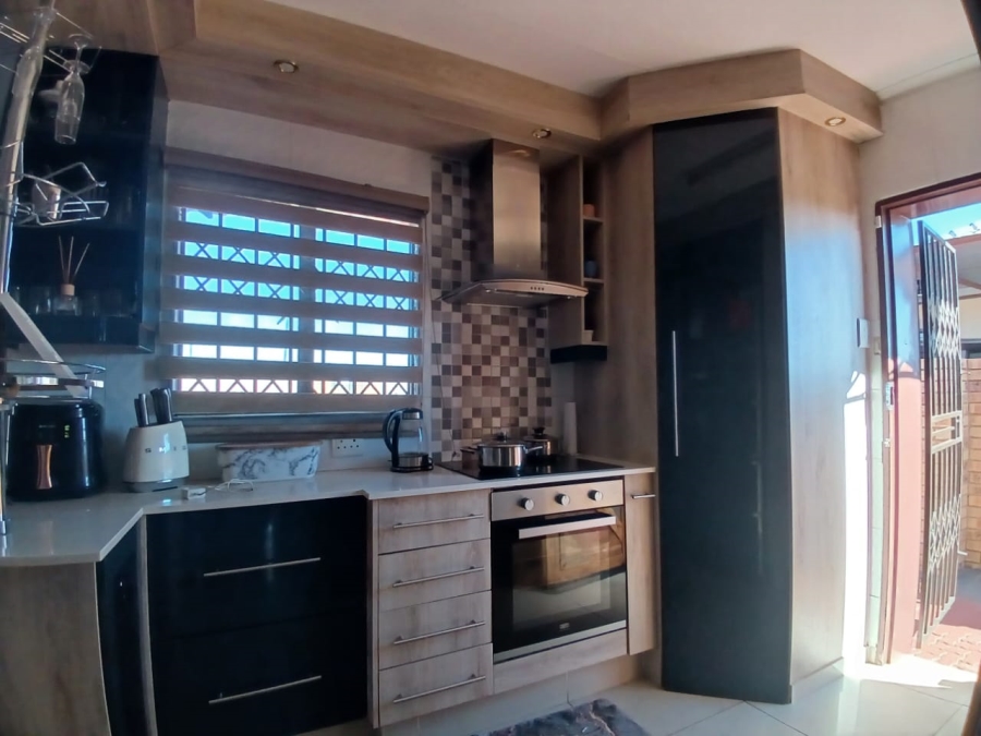 3 Bedroom Property for Sale in Westonaria Gauteng
