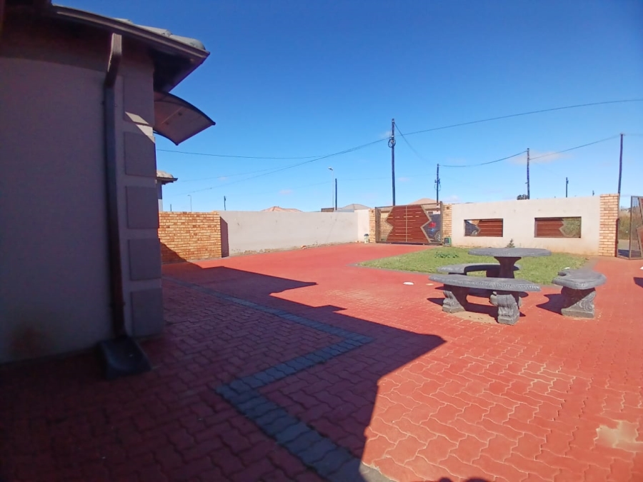 3 Bedroom Property for Sale in Westonaria Gauteng