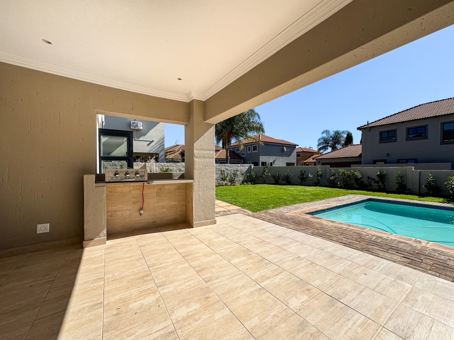 To Let 3 Bedroom Property for Rent in Six Fountains Residential Estate Gauteng