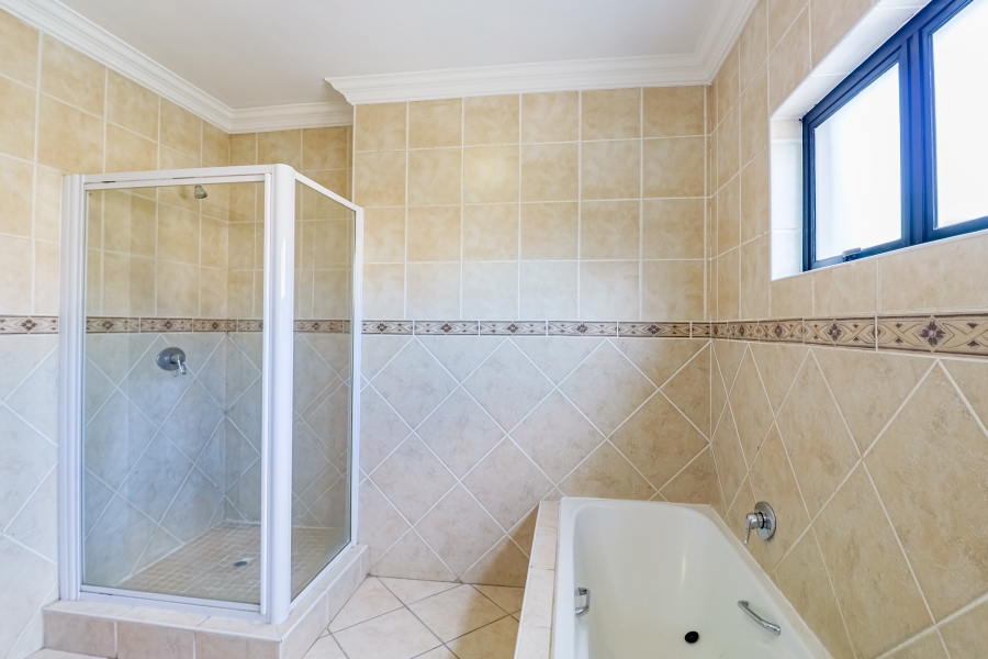 To Let 3 Bedroom Property for Rent in Six Fountains Residential Estate Gauteng